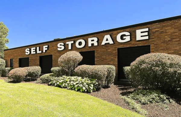 GoodFriend Self Storage - Syosset - 475 Underhill Boulevard