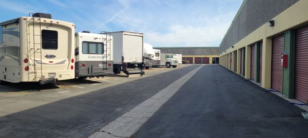 AAA Self Storage - 7252 Saturn Drive