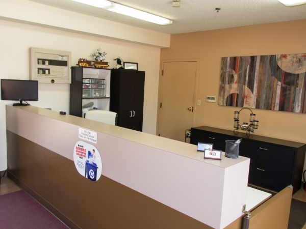Foothill Mini Storage - 431 North 2nd Avenue