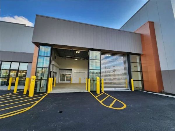 StorageMart - New York Avenue - 650 New York Avenue