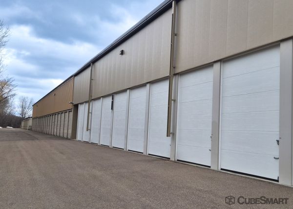 CubeSmart Self Storage - 22595 Pillsbury Avenue- MN - 22595 Pillsbury Avenue