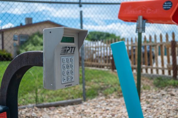 AAA Storage - 2505 3rd Avenue
