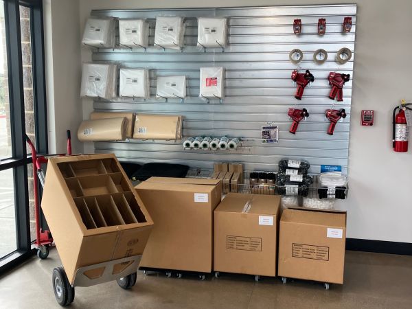 Storage Sense - Waxahachie - 141 Cardinal Road