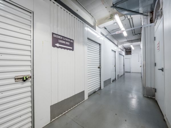 Storage Star Chicago - W. Washington - 1230 West Washington Boulevard
