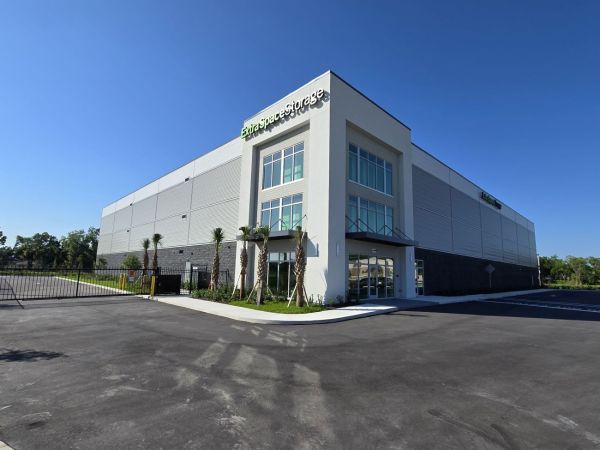 Extra Space Storage - 5039 - Parrish - 12025 US Highway 301 N - 12025 U.S. 301