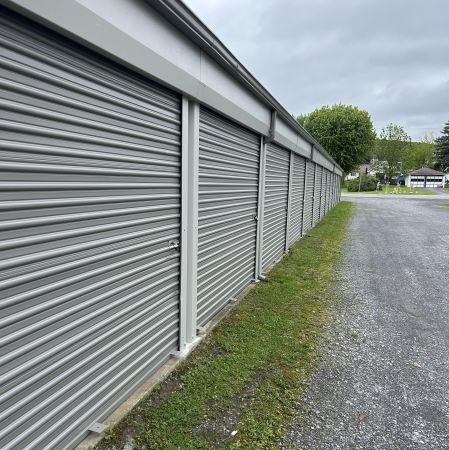 Secure Nest Storage - 4017 Cortland Avenue