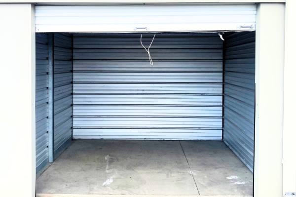 Big E Self Storage - 4201 Newton Road