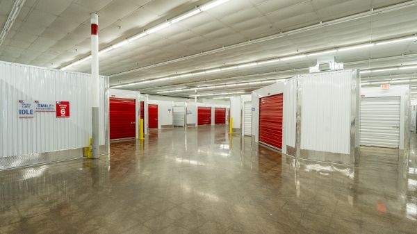 Devon Self Storage - 9192 - Kenosha - 4100 52nd Street