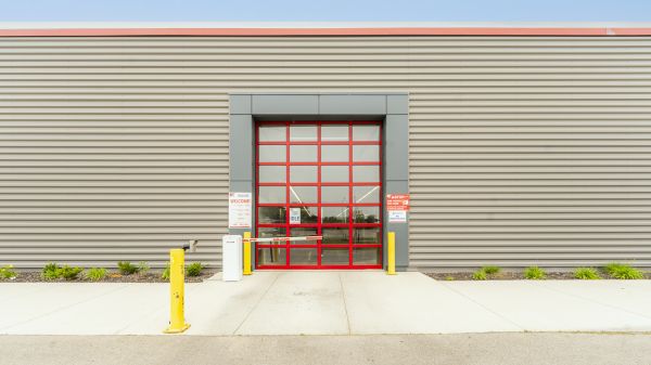 Devon Self Storage - 9192 - Kenosha - 4100 52nd Street