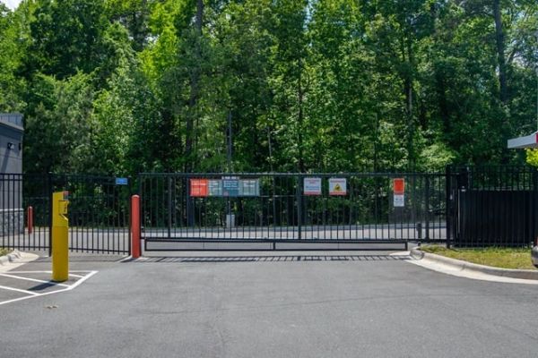 Public Storage - Durham - 3871 Guess Rd - 3871 Guess Rd