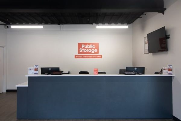 Public Storage - Raleigh - 7505 Fox Rd - 7505 Fox Rd