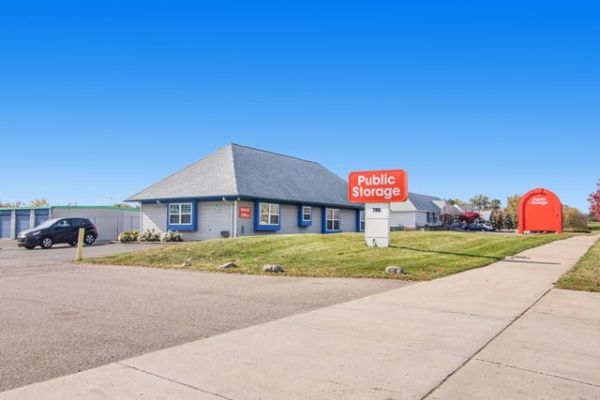 Public Storage - Pontiac - 788 E Walton Blvd - 788 E Walton Blvd