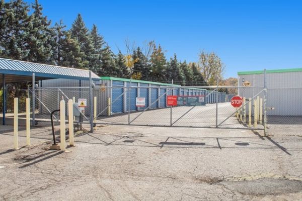 Public Storage - Pontiac - 788 E Walton Blvd - 788 E Walton Blvd