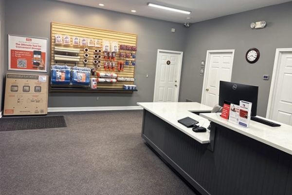 Public Storage - Northville - 58000 Eight Mile Rd W - 58000 Eight  Mile Rd W
