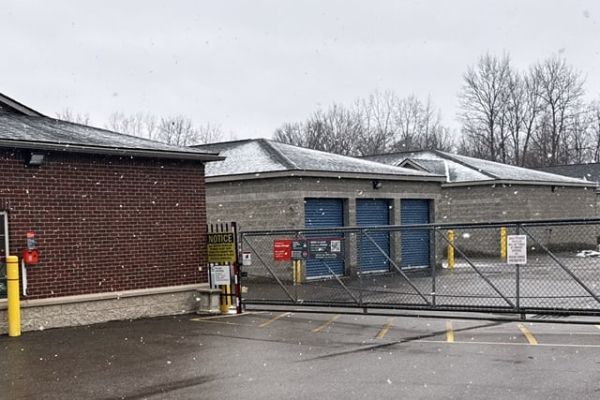 Public Storage - Northville - 58000 Eight Mile Rd W - 58000 Eight  Mile Rd W
