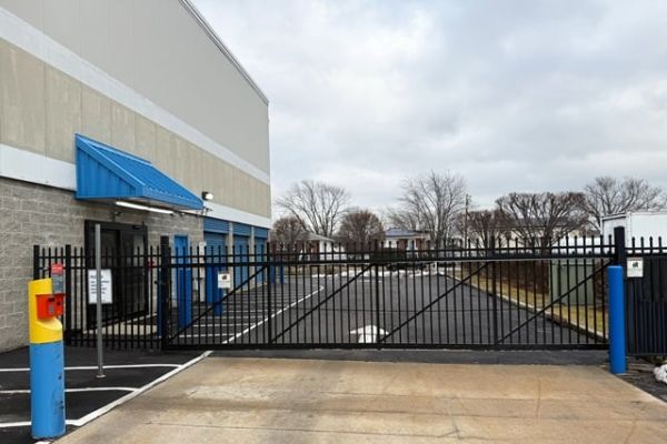 Public Storage - Island Park - 4055 Austin Blvd - 4055 Austin Blvd