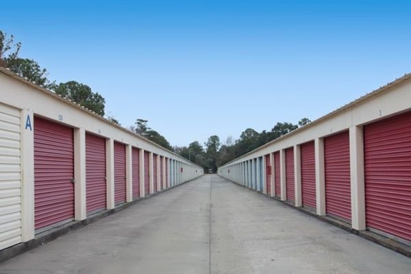 Public Storage - Mt Pleasant - 616 Johnnie Dodds Bl - 616 Johnnie Dodds Bl