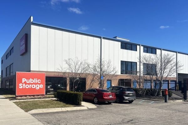 Public Storage - Eastpointe - 21500 Gratiot Ave - 21500 Gratiot Ave