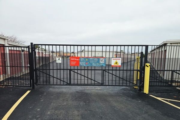 Public Storage - Olathe - 1702 E Kansas City Rd - 1702 E Kansas City Rd