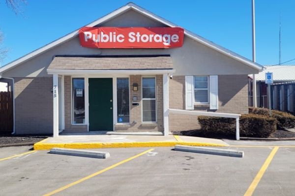 Public Storage - Belton - 715 N Scott Ave - 715 N Scott Ave