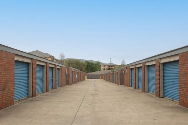 Public Storage - Dallas - 8600 Spring Valley Rd - 8600 Spring Valley Rd