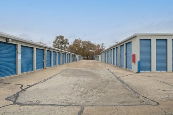 Public Storage - Bourbonnais - 1847 Armour Road - 1847 Armour Road