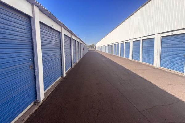 Public Storage - Glendale - 5142 N 43rd Ave - 5142 N 43rd Ave