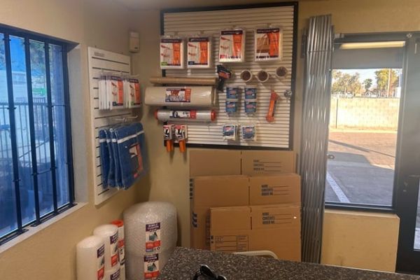 Public Storage - Glendale - 5142 N 43rd Ave - 5142 N 43rd Ave