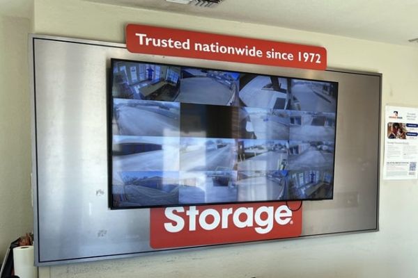 Public Storage - Austin - 10210 N Lamar Blvd - 10210 N Lamar Blvd