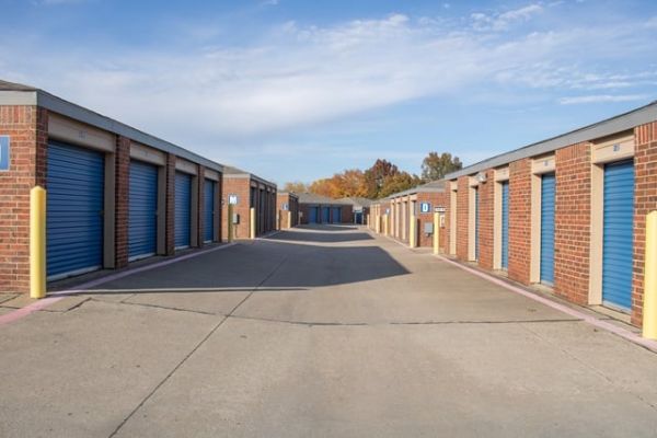 Public Storage - Plano - 1919 W 15th St - 1919 W 15th St