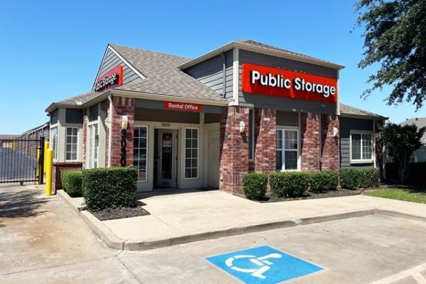 Public Storage - Fort Worth - 3030 Sycamore School Rd - 3030 Sycamore School Rd