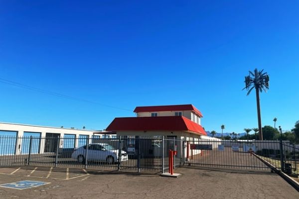 Public Storage - Mesa - 107 N Ellsworth Rd - 107 N Ellsworth Rd