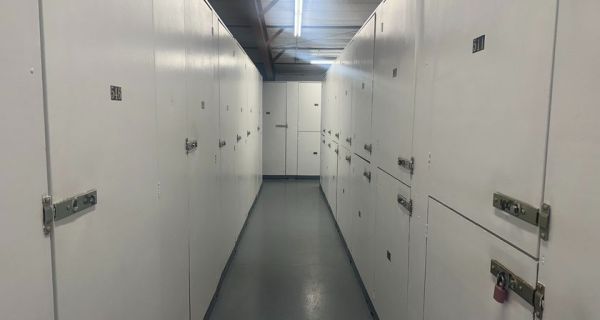 iStorage - 7006 - St. Petersburg - 3950 34th Street South