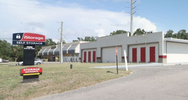 iStorage - 7005 - 17th Street - 2590 17th Street