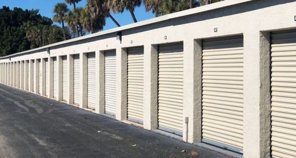 iStorage - 7014 - Palmetto - 2015 8th Avenue West