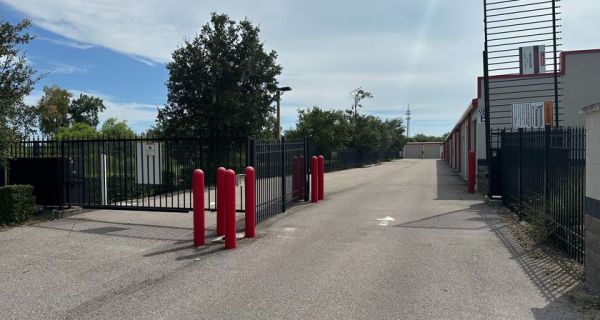 iStorage - 7105 - Ruskin - 1425 North U.S. Highway 41