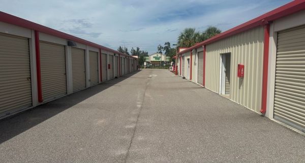 iStorage - 7105 - Ruskin - 1425 North U.S. Highway 41
