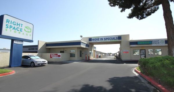 RightSpace Storage - 3013 - Sahara - 4375 E Sahara Ave