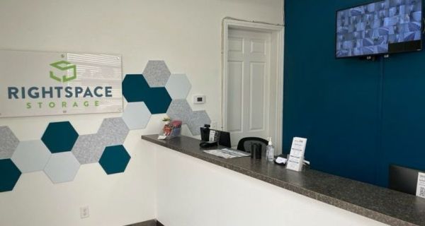 RightSpace Storage - 3015 - Sunset - 3921 E Sunset Rd