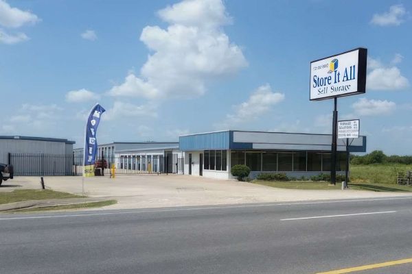 Avid Storage - Del Valle - 5280 East Highway 71