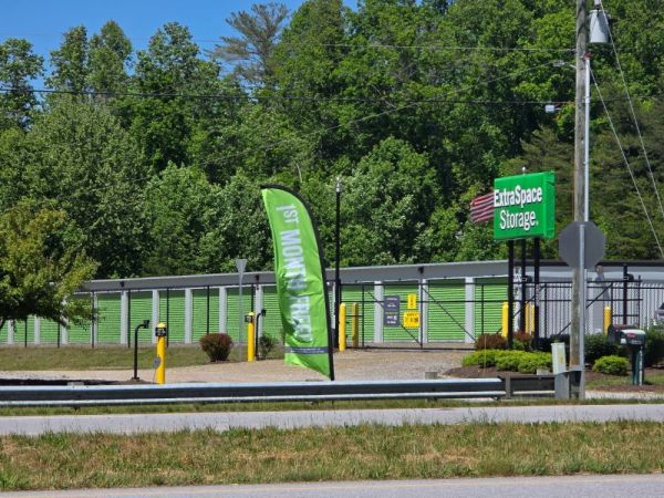 Extra Space Storage - 5248 - Wilkesboro - W US Highway 421 - 4432 U.S. 421