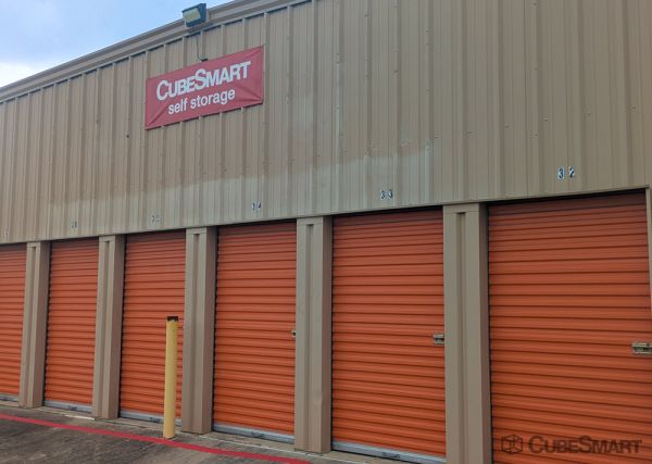 CubeSmart Self Storage - 6140 North Sam Houston Parkway West - TX - 6140 North Sam Houston Parkway West