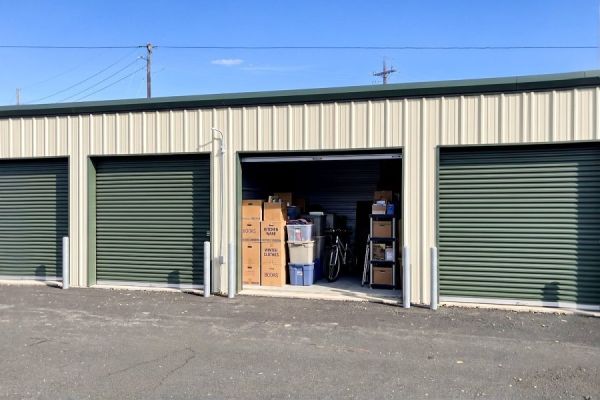 Pope Storage - 570 Pangborn Boulevard