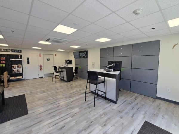 Extra Space Storage - 5246 - Pearl River - 59 Hillside Ave - 59 Hillside Avenue