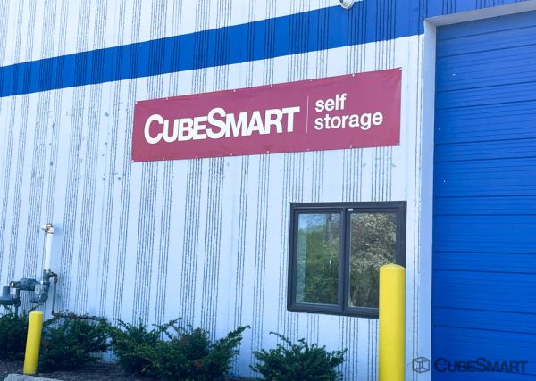 CubeSmart Self Storage - 11181 Giordano Court - IL - 11181 Giordano Court
