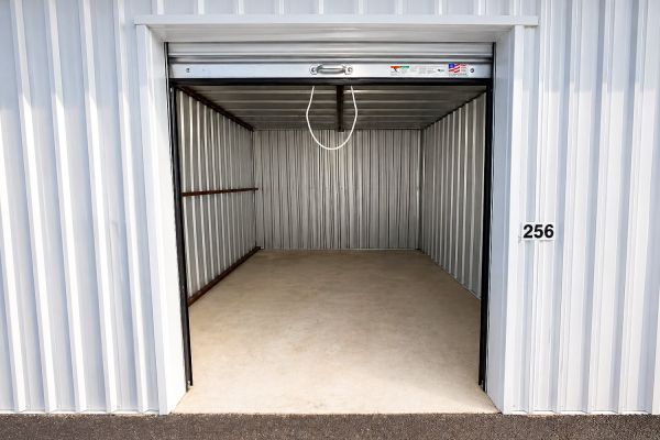 724 Safe Storage - 1008 U.S. 377