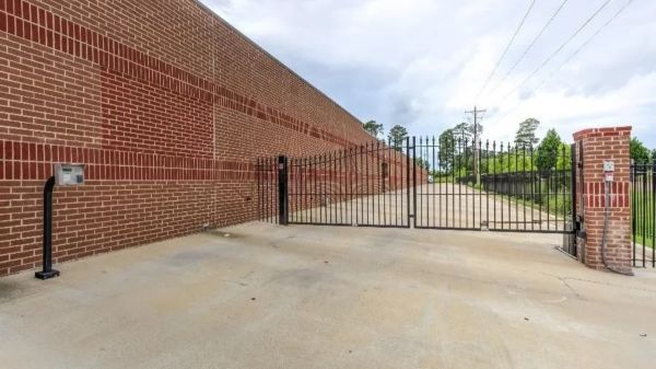 Hernando Self Storage - East - 2795 McIngvale Road