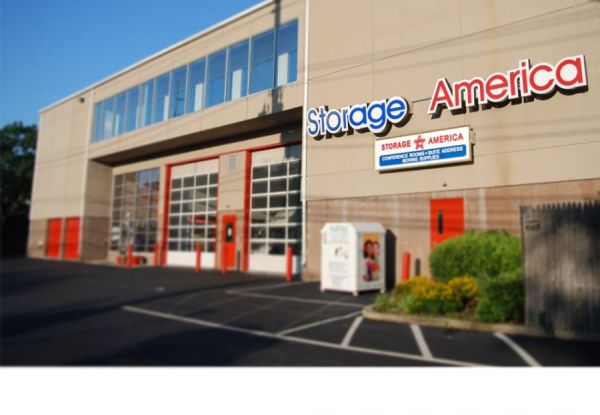 Storage America - 211 Denton Ave