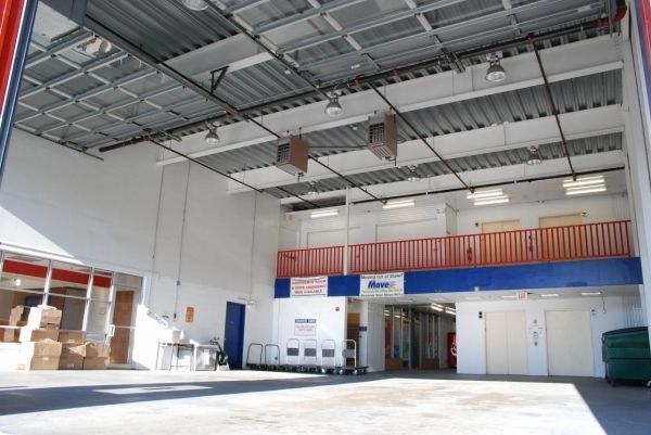 Storage America - 211 Denton Ave
