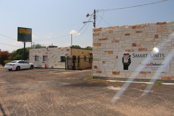 Ideal Storage - Sanger - 4727 Sanger Avenue